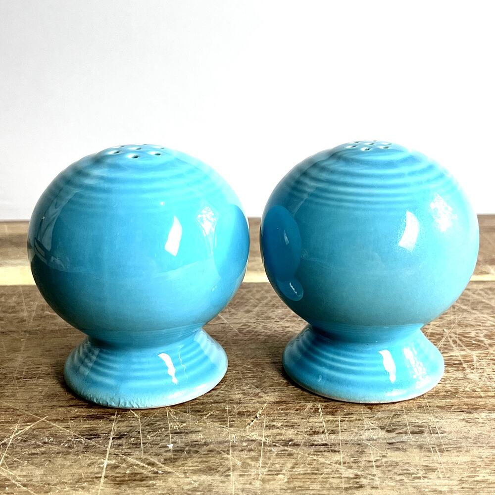 Vintage Fiestaware Turquoise Blue Round Ball Salt & Pepper Shakers 2.5" Cork
